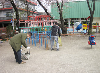 並木南公園の清掃